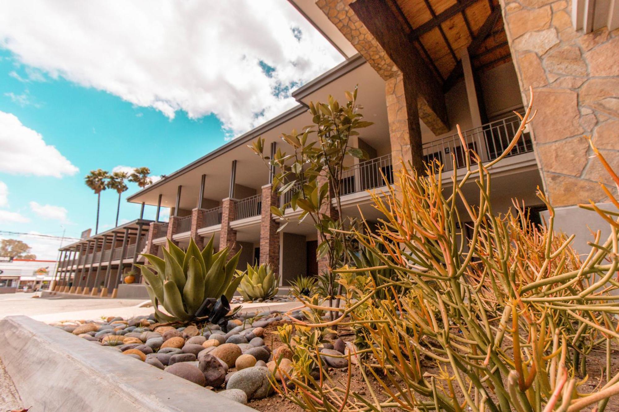 Hotel El Dorado Tecate Extérieur photo